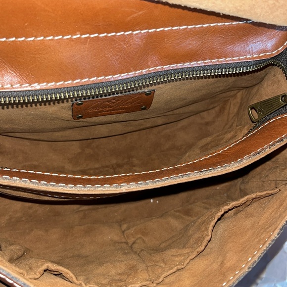 Patricia Nash London Smooth Leather Saddle Bag - Picture 15 of 16